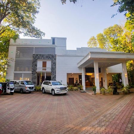 Hotel Eden Garden Sigiriya Ngoại thất bức ảnh
