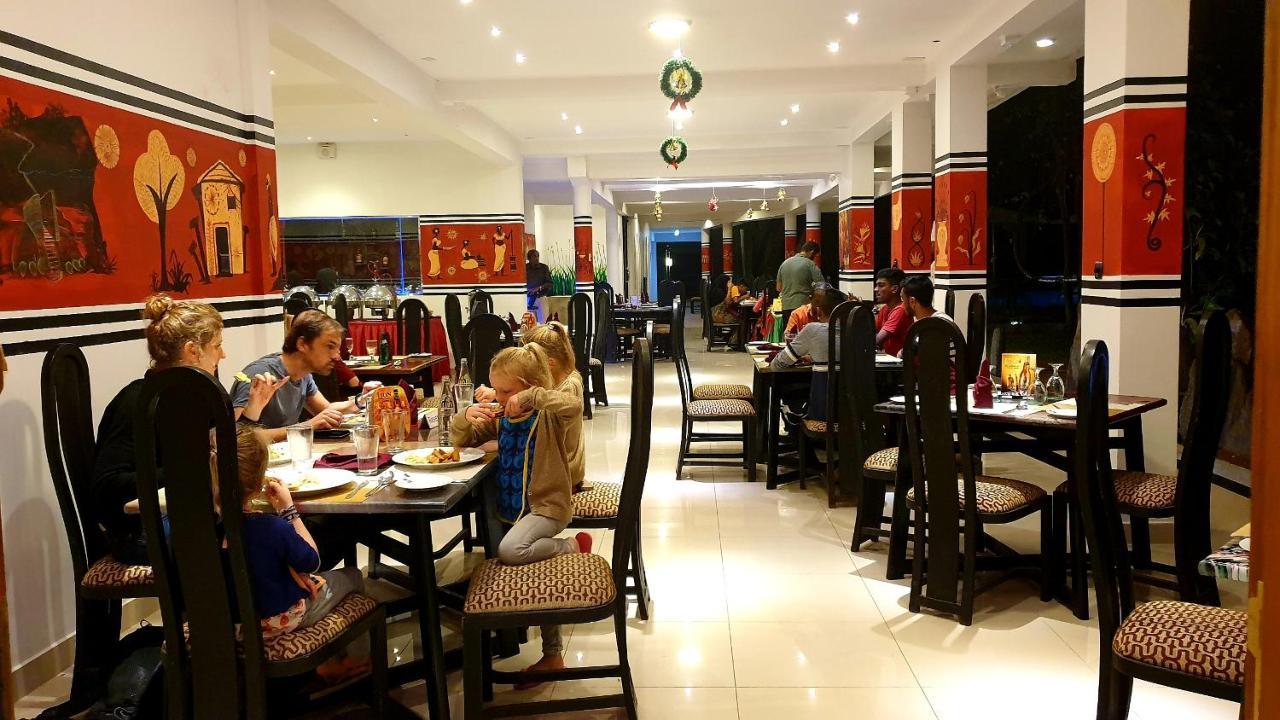 Hotel Eden Garden Sigiriya Ngoại thất bức ảnh