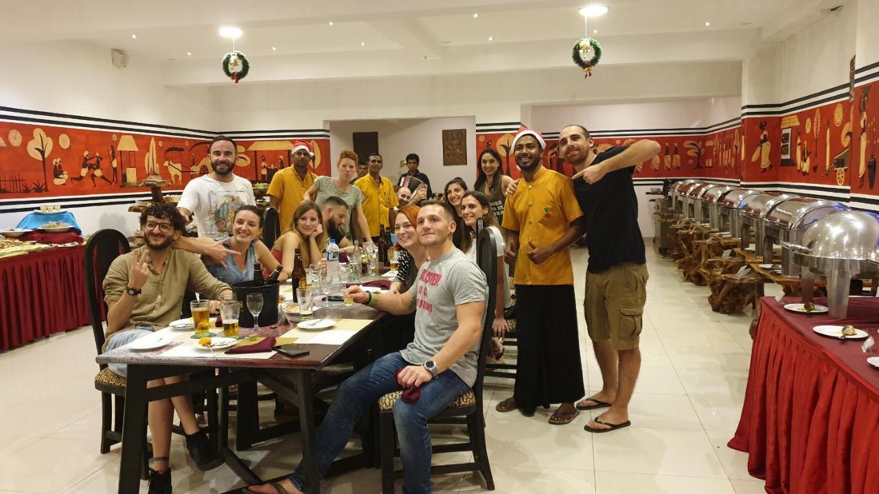 Hotel Eden Garden Sigiriya Ngoại thất bức ảnh