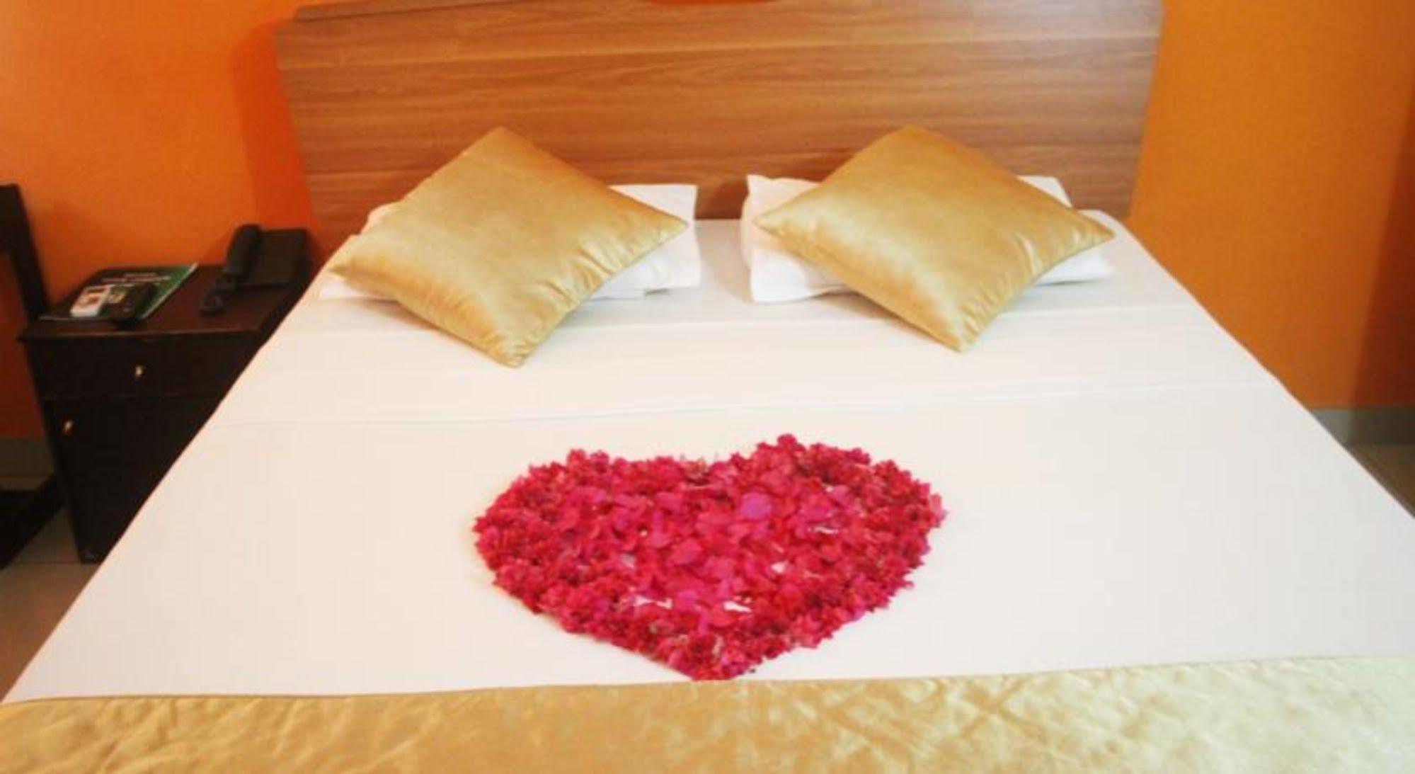 Hotel Eden Garden Sigiriya Ngoại thất bức ảnh