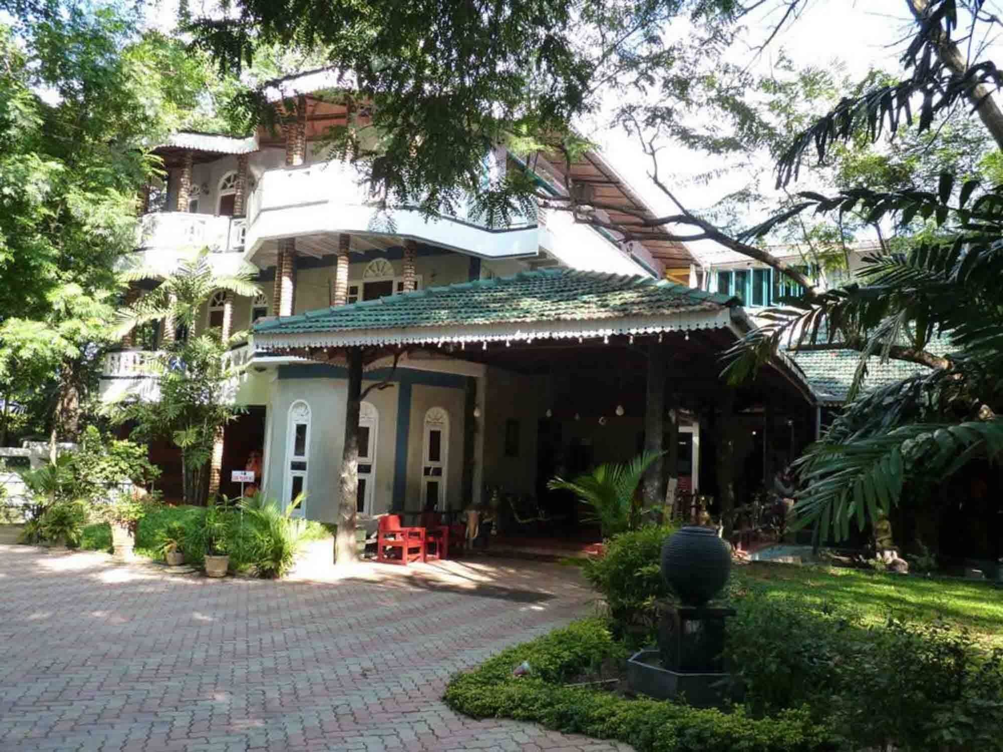 Hotel Eden Garden Sigiriya Ngoại thất bức ảnh